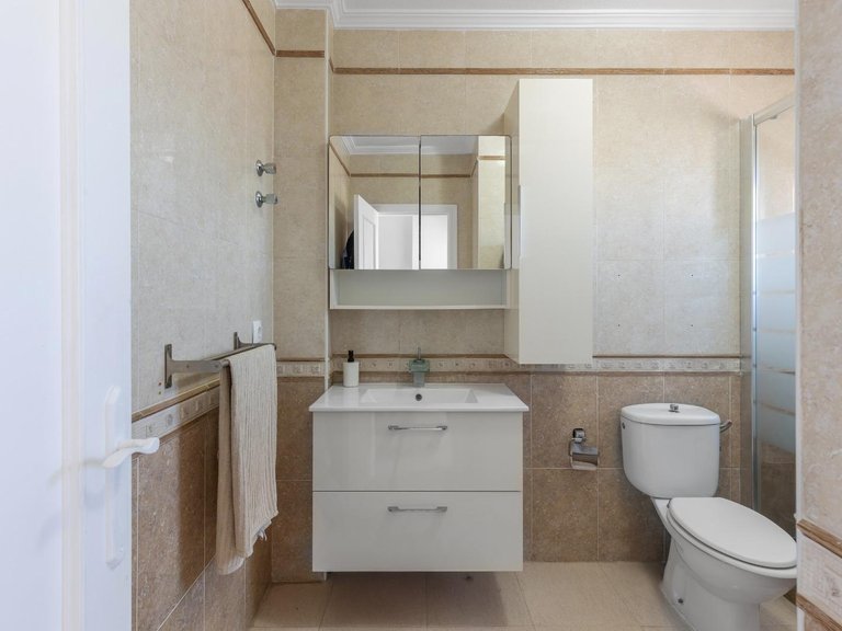 Town House for Sale in Costa Blanca Cabo Roig, Alicante 16