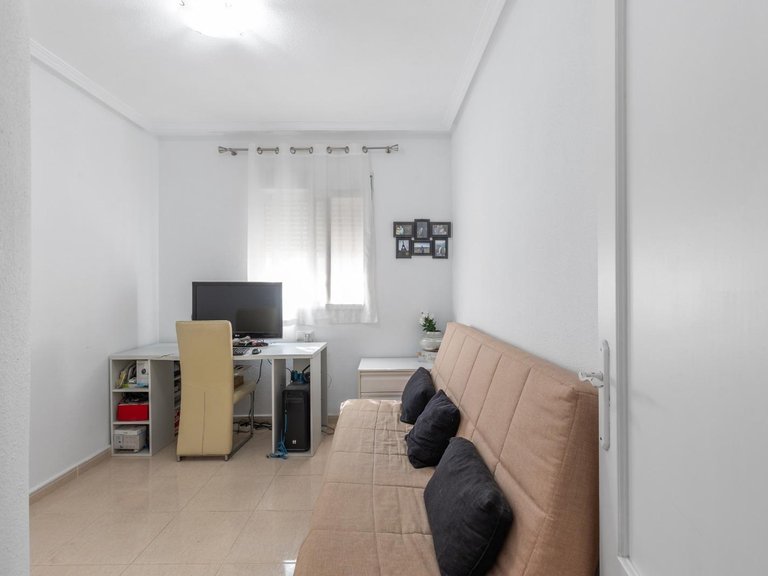 Town House for Sale in Costa Blanca Cabo Roig, Alicante 18