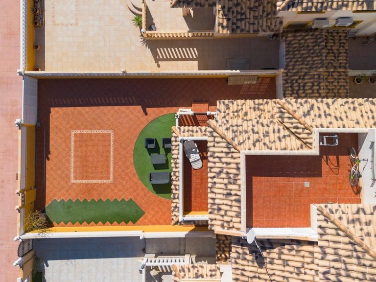 Town House for Sale in Costa Blanca Cabo Roig, Alicante 26