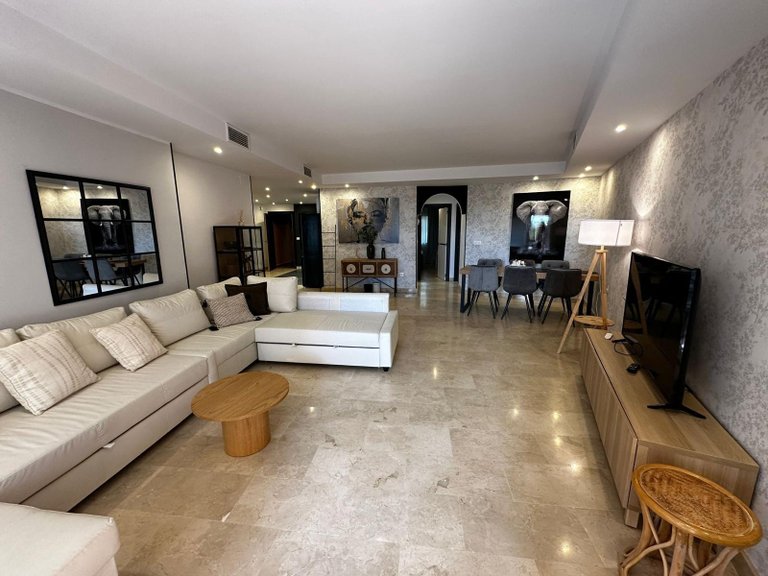 Villa for Sale in Marbella, Malaga 1