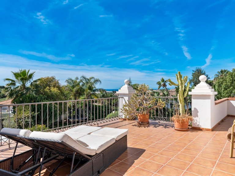 Villa for Sale in Benahavís, Malaga 10