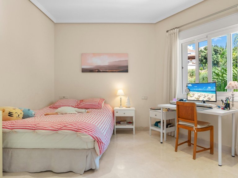 Villa for Sale in Benahavís, Malaga 24