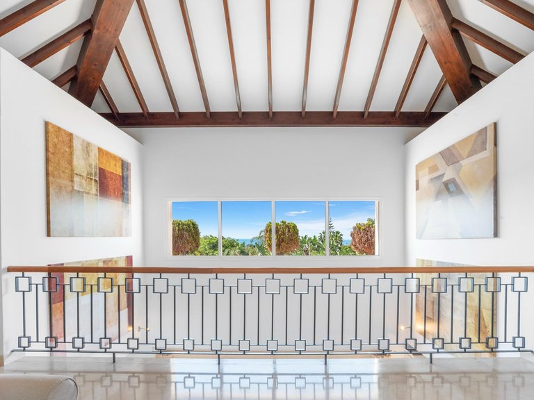 Villa for Sale in Benahavís, Malaga 36