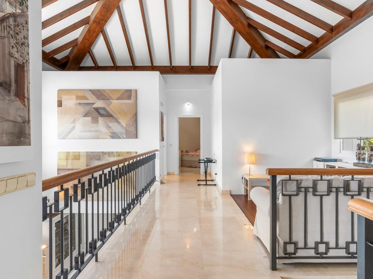 Villa for Sale in Benahavís, Malaga 38