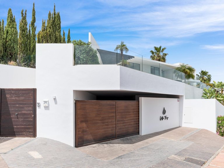 Villa for Sale in Benahavís, Malaga 10