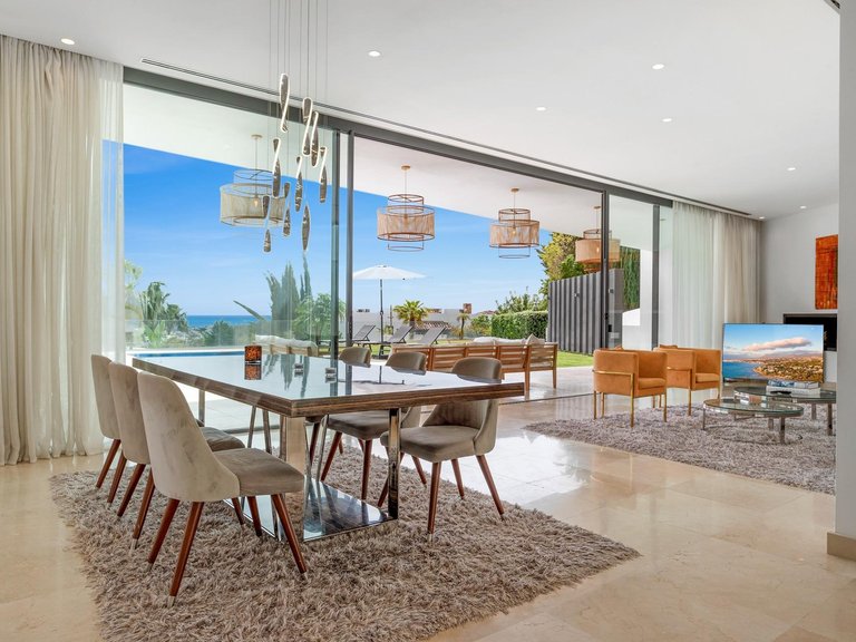 Villa for Sale in Benahavís, Malaga 14