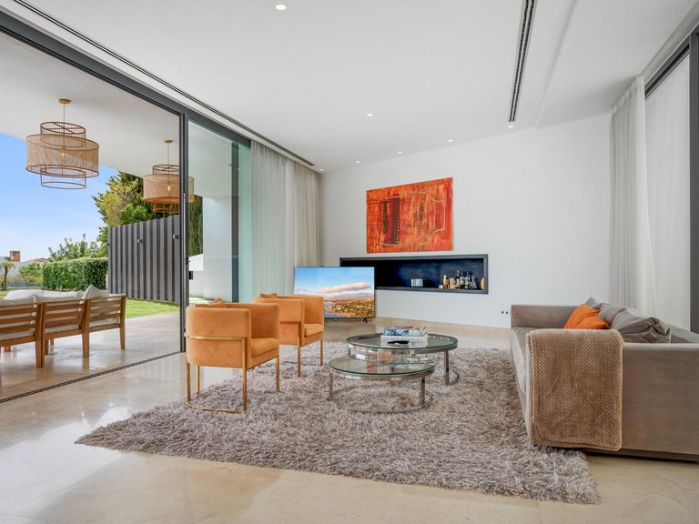 Villa for Sale in Benahavís, Malaga 17