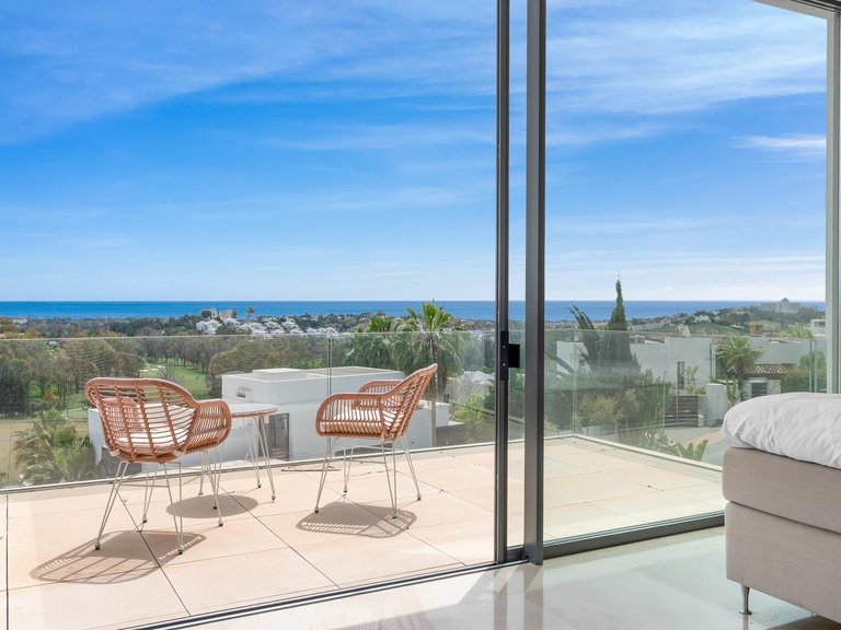 Villa for Sale in Benahavís, Malaga 23