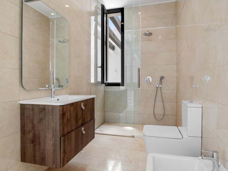 Villa for Sale in Benahavís, Malaga 30