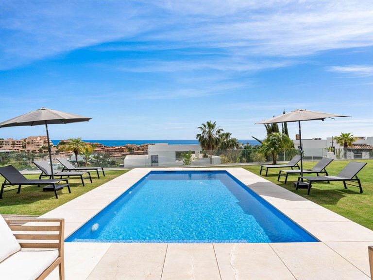 Villa for Sale in Benahavís, Malaga 5
