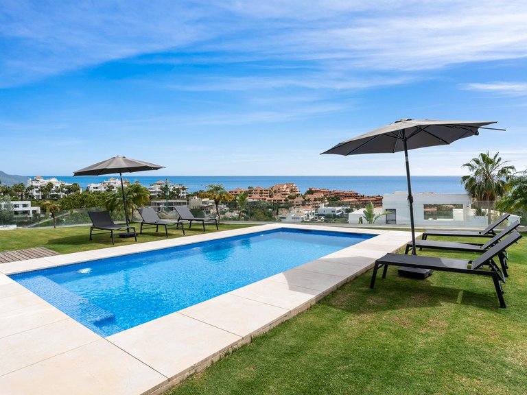 Villa for Sale in Benahavís, Malaga 8