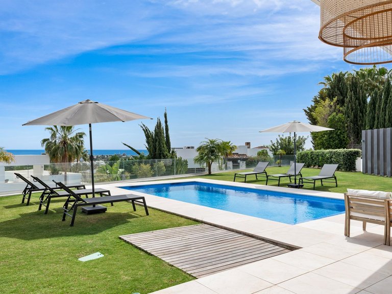 Villa for Sale in Benahavís, Malaga 9