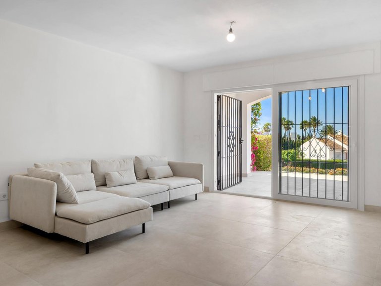 Apartment for Sale in Marbella, Malaga 8