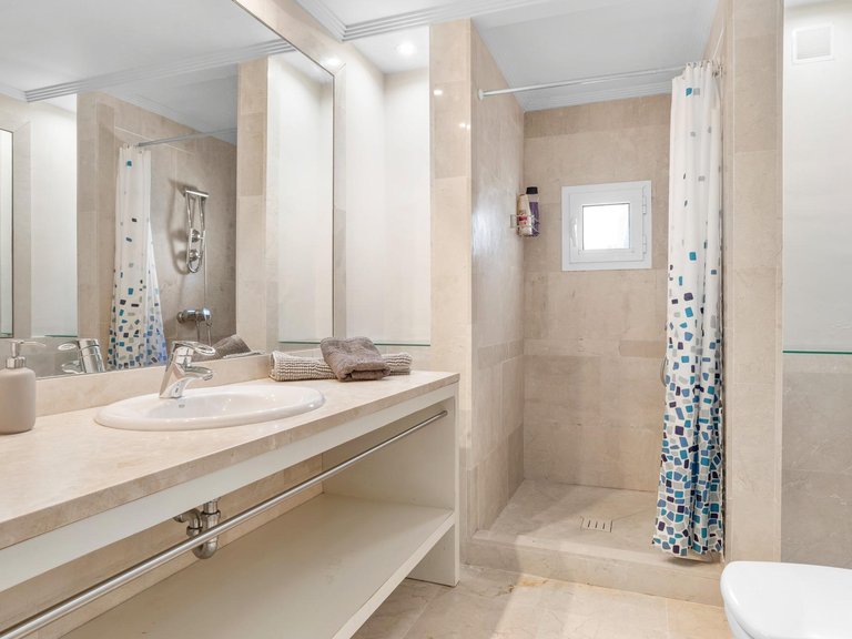Villa for Sale in Manilva, Malaga 18