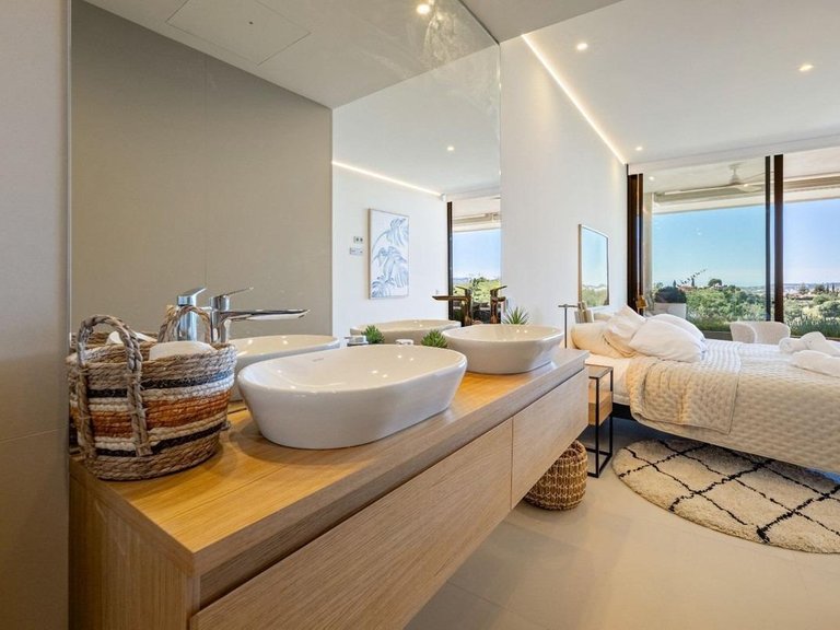 Apartment for Sale in Fuengirola, Malaga 17