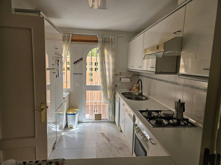 Villa for Sale in Marbella, Malaga 16