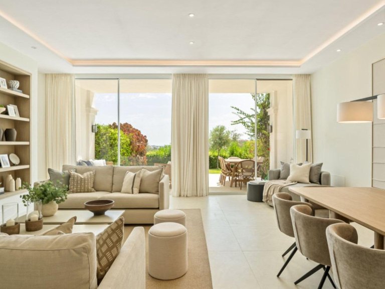Town House for Sale in Benahavís, Malaga 2