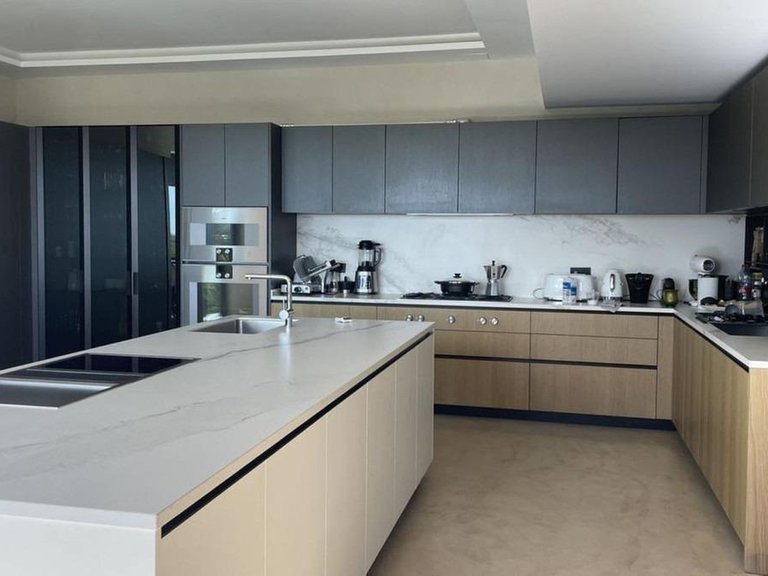 Villa for Sale in Benahavís, Malaga 4