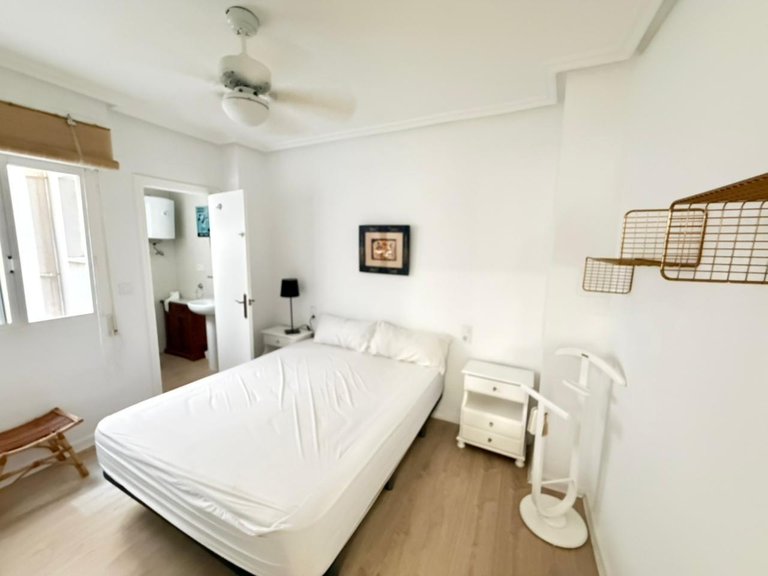 Apartment for Sale in Torrevieja, Alicante 10