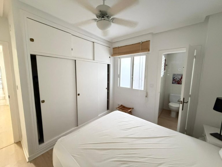 Apartment for Sale in Torrevieja, Alicante 11
