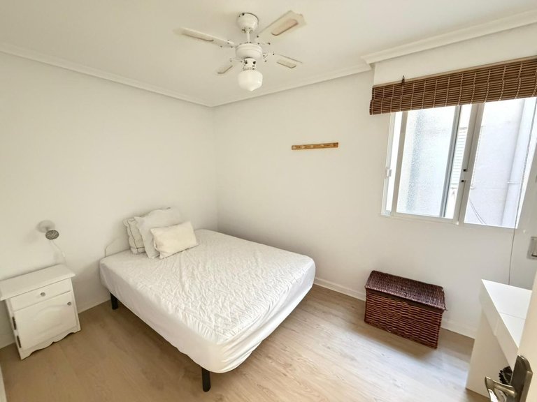 Apartment for Sale in Torrevieja, Alicante 14