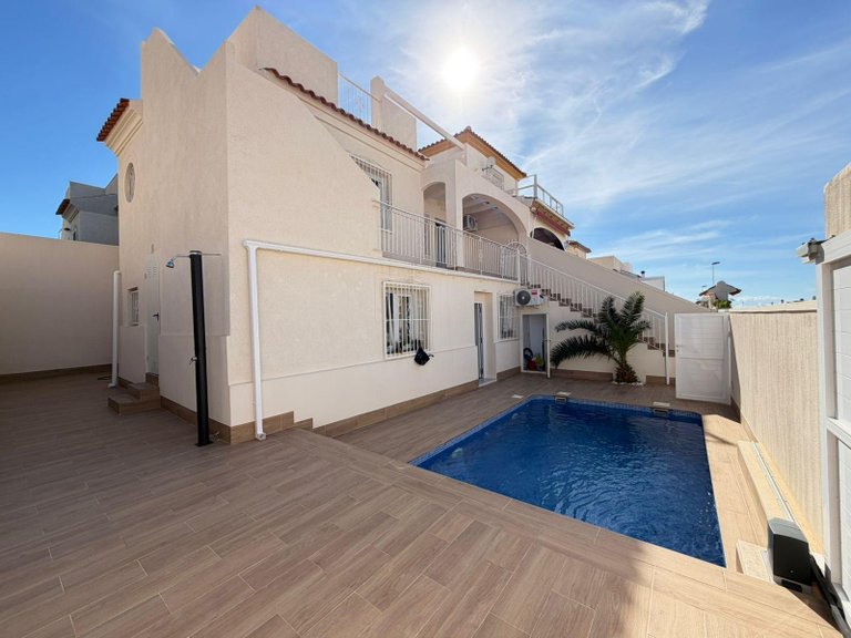 Town House for Sale in Costa Blanca Torrevieja, Alicante 29