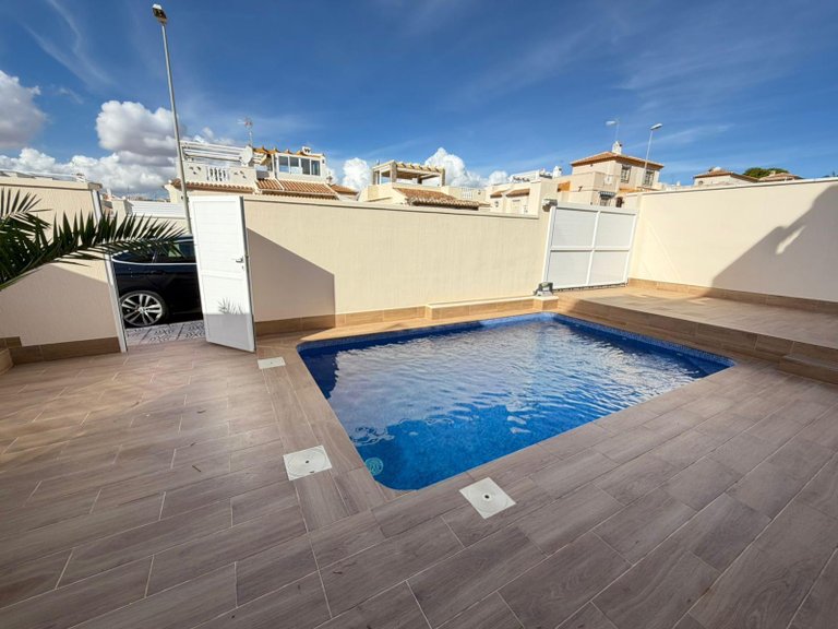 Town House for Sale in Costa Blanca Torrevieja, Alicante 30