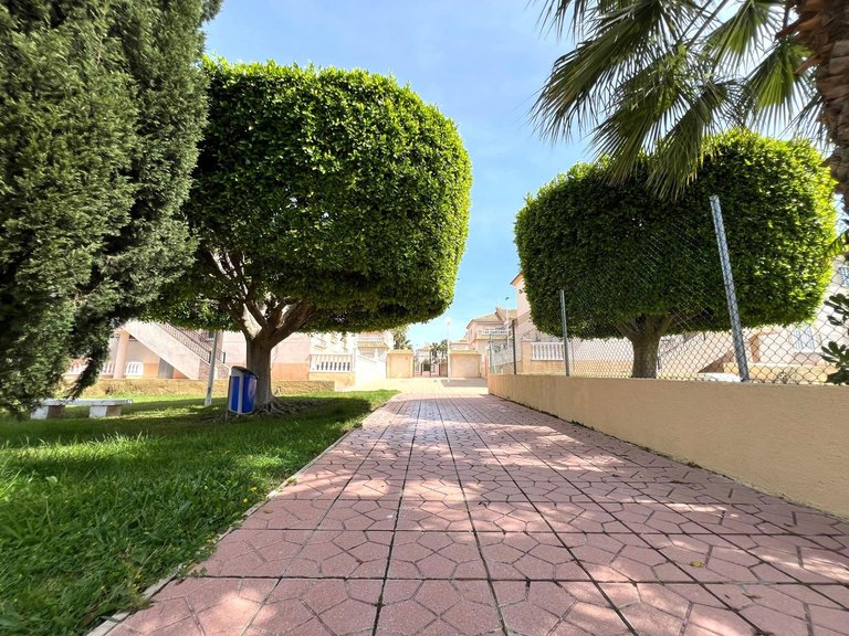 Villa for Sale in Torrevieja, Alicante 2