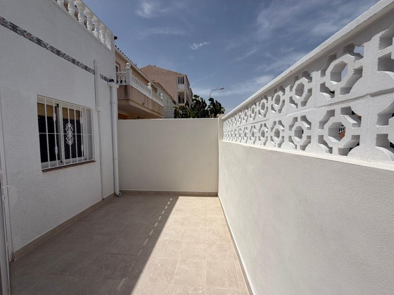 Town House for Sale in Costa Blanca Torrevieja, Alicante 30
