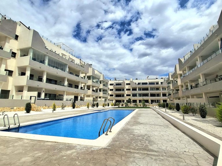 Apartment for Sale in Costa Blanca Orihuela Costa, Alicante 32