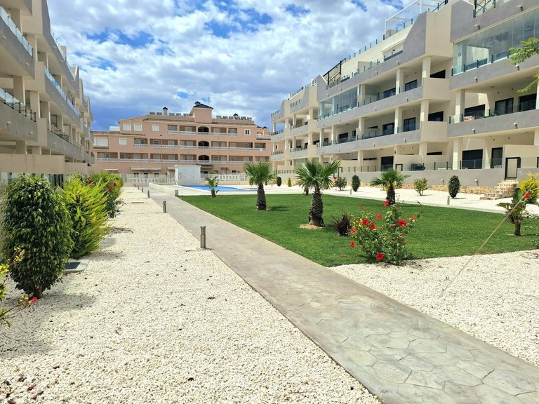 Apartment for Sale in Costa Blanca Orihuela Costa, Alicante 35
