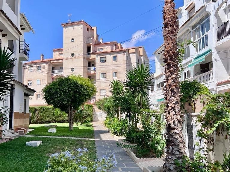 Town House for Sale in Torrevieja, Alicante 2