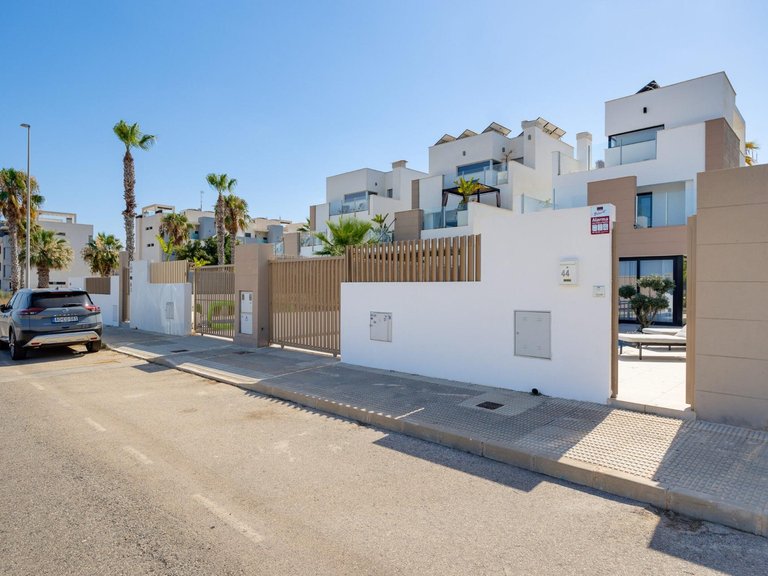 Villa for Sale in Costa Blanca Guardamar Del Segura, Alicante 30