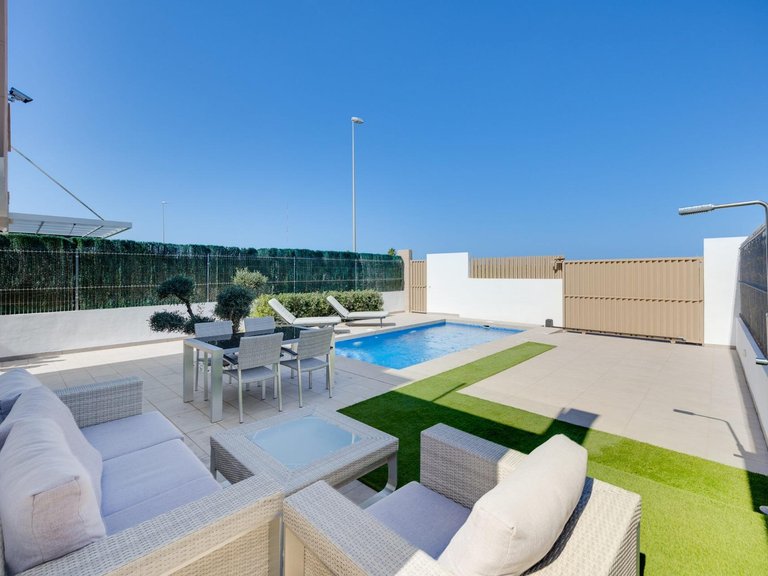 Villa for Sale in Costa Blanca Guardamar Del Segura, Alicante 31