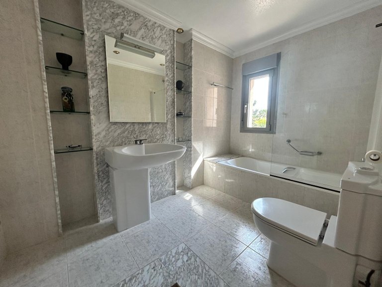 Villa for Sale in Costa Blanca Ciudad Quesada, Alicante 28