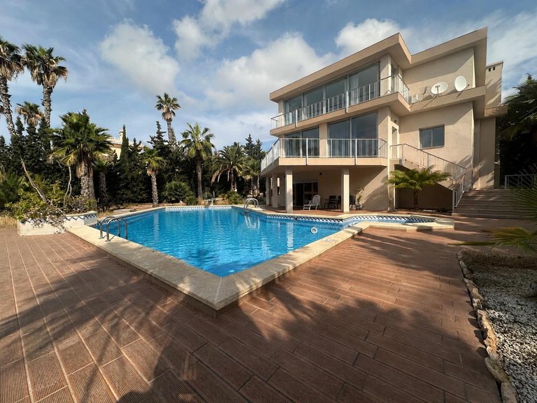 Villa for Sale in Costa Blanca Ciudad Quesada, Alicante 4
