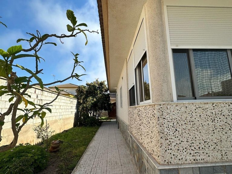Villa for Sale in Costa Calida Los Alcazares, Murcia 29