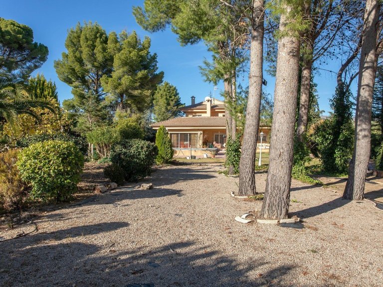 Villa for Sale in Inland Cocentaina, Alicante 3