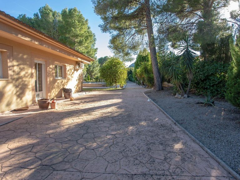 Villa for Sale in Inland Cocentaina, Alicante 6