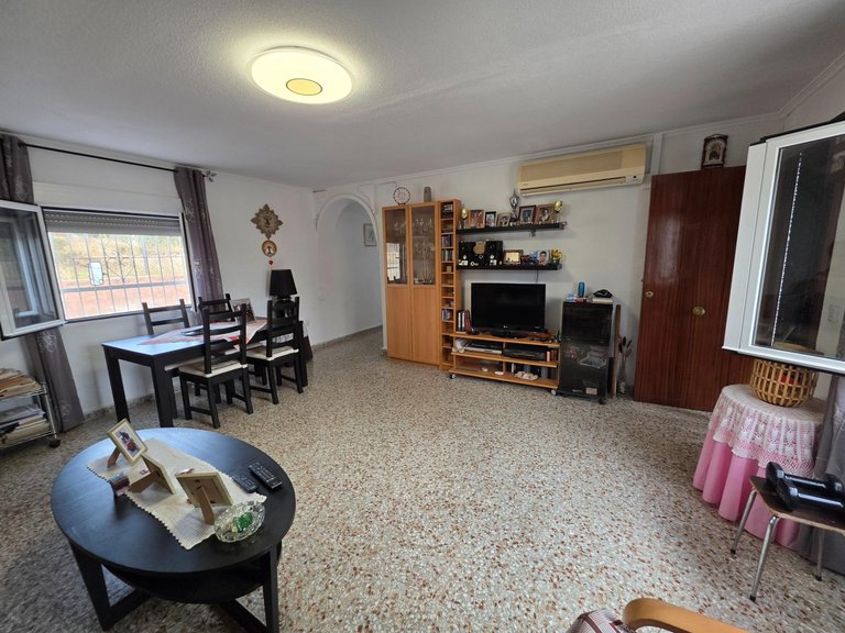 Villa for Sale in  Aigues, Alicante 10