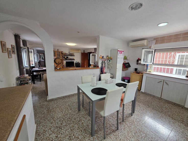 Villa for Sale in  Aigues, Alicante 14