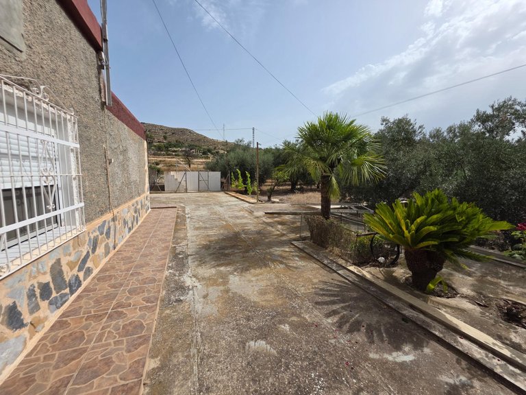 Villa for Sale in  Aigues, Alicante 7