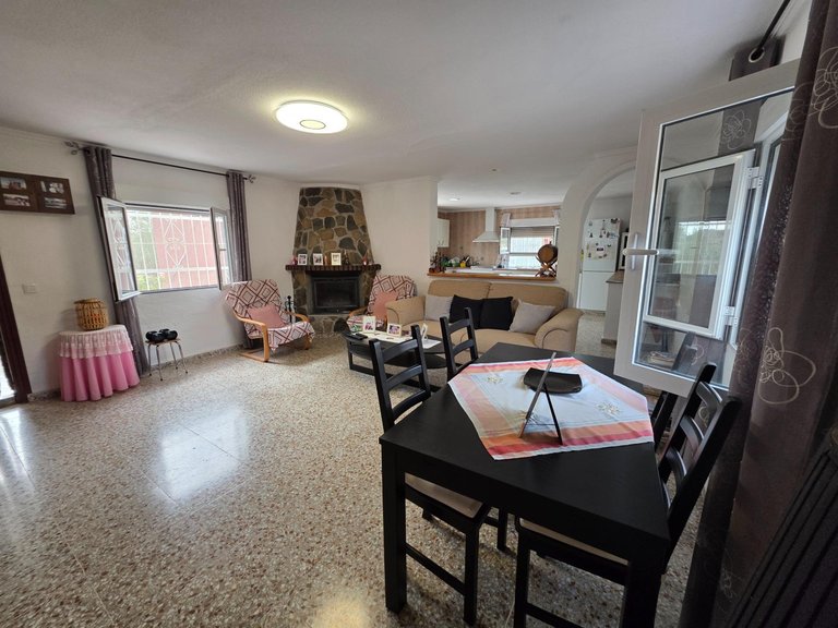 Villa for Sale in  Aigues, Alicante 9