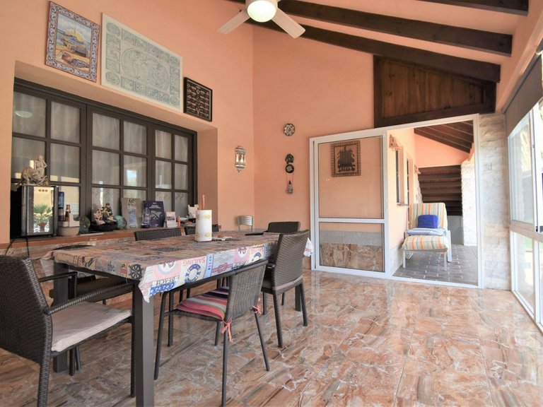 Villa for Sale in Orihuela Costa, Alicante 28