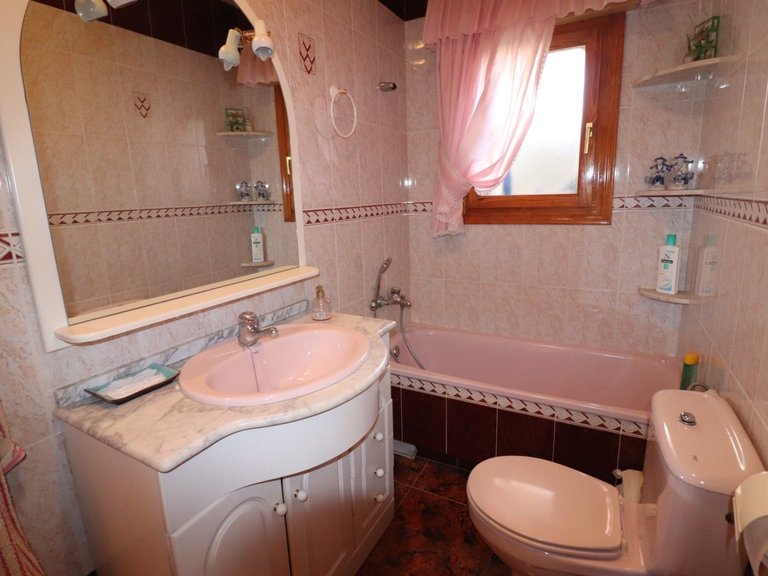 Villa for Sale in Algorfa, Alicante 26