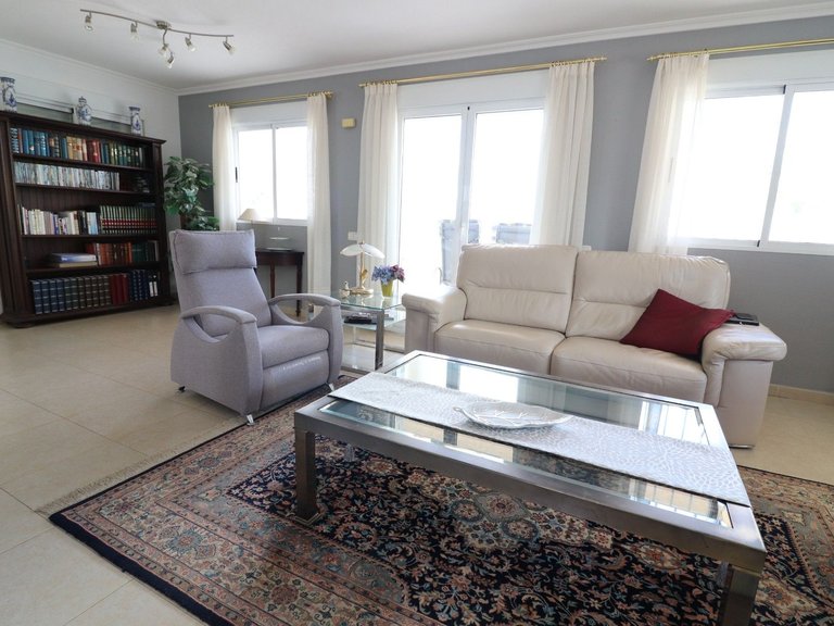 Villa for Sale in Algorfa, Alicante 6