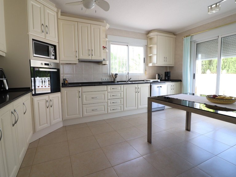 Villa for Sale in Algorfa, Alicante 7