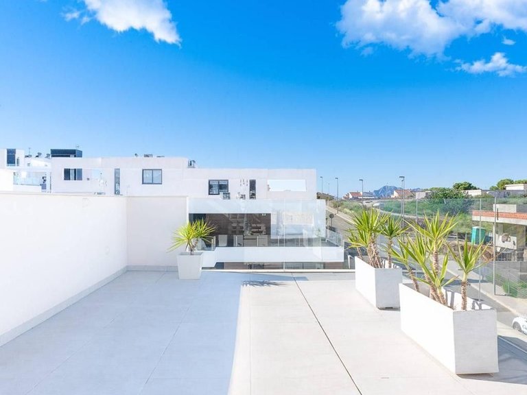 Villa for Sale in Benijofar, Alicante 4