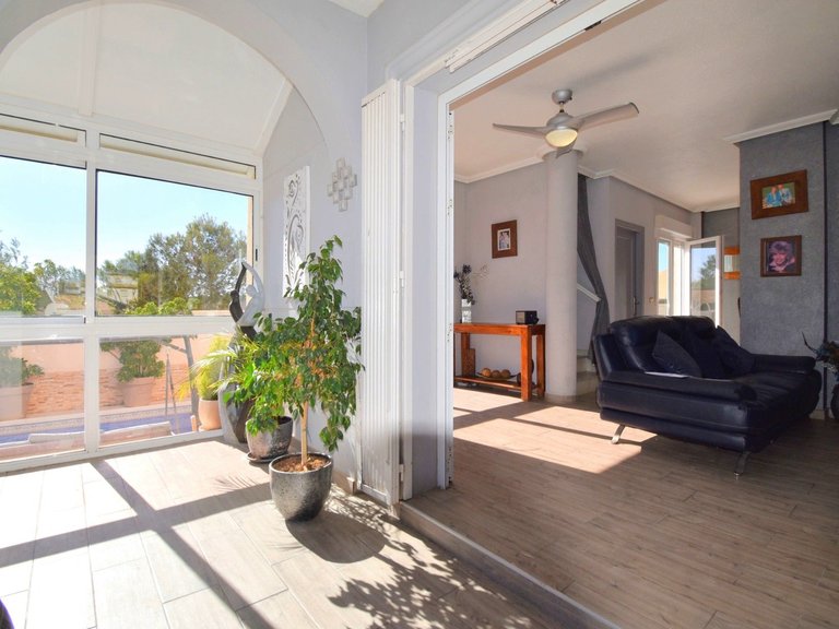 Villa for Sale in Orihuela Costa, Alicante 5