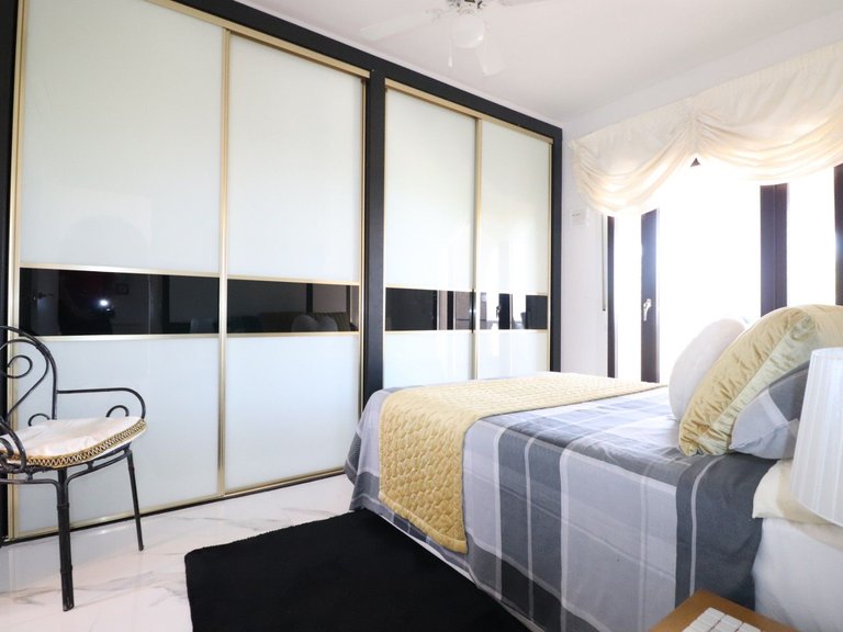 Villa for Sale in Almoradi, Alicante 28